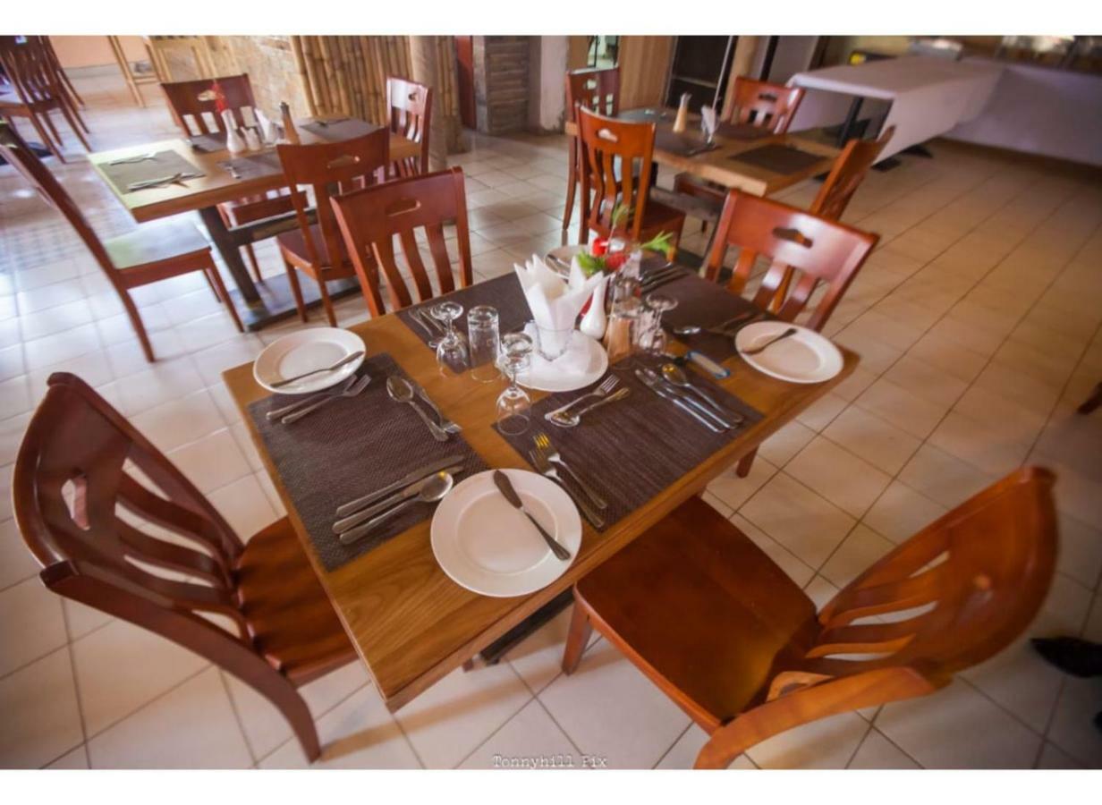 Parkview Safari Hotel And Apartments Kisumu Eksteriør billede