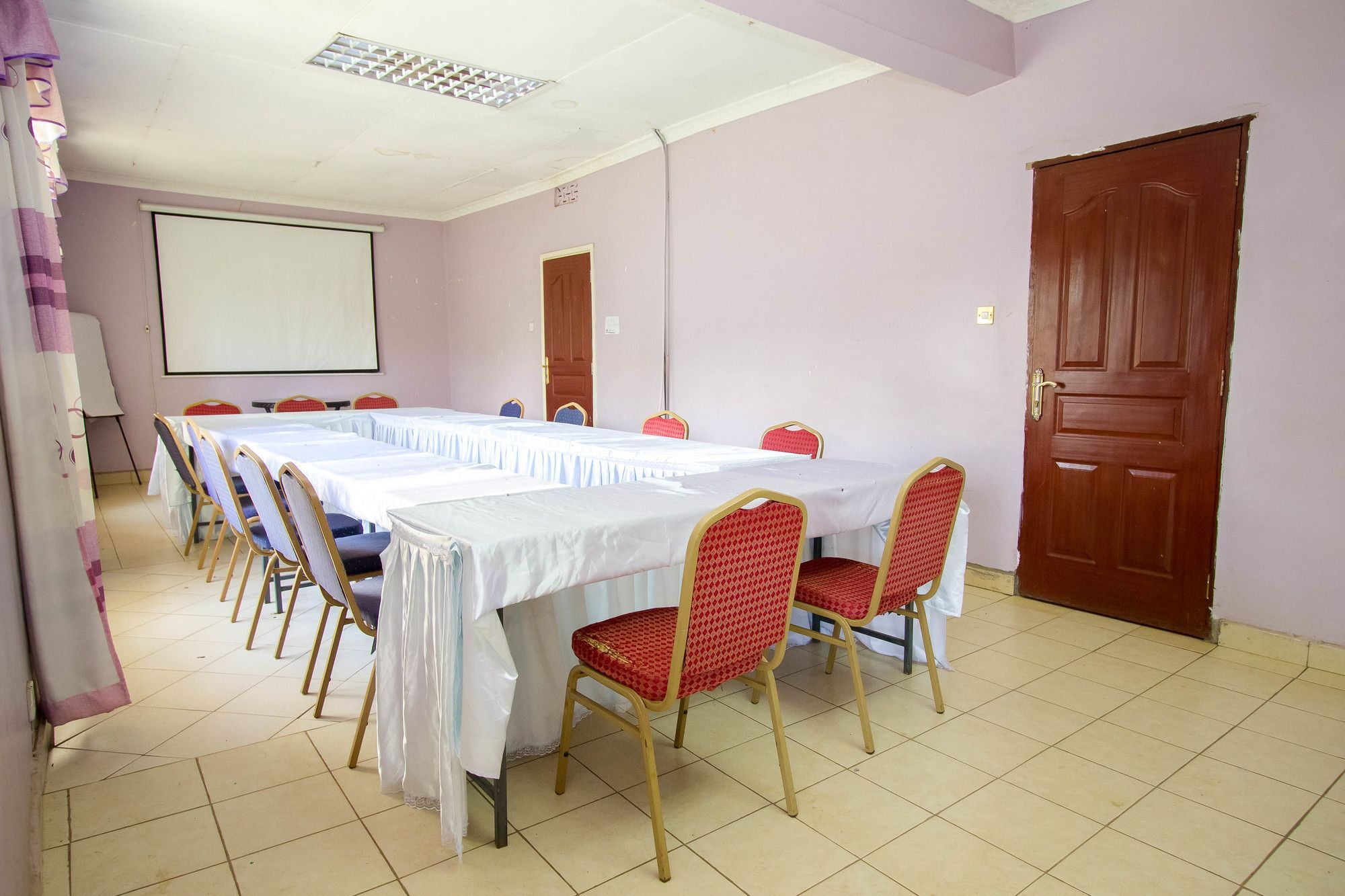 Parkview Safari Hotel And Apartments Kisumu Eksteriør billede