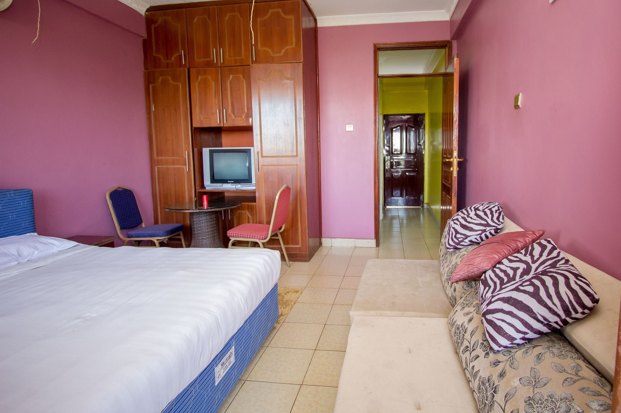 Parkview Safari Hotel And Apartments Kisumu Eksteriør billede